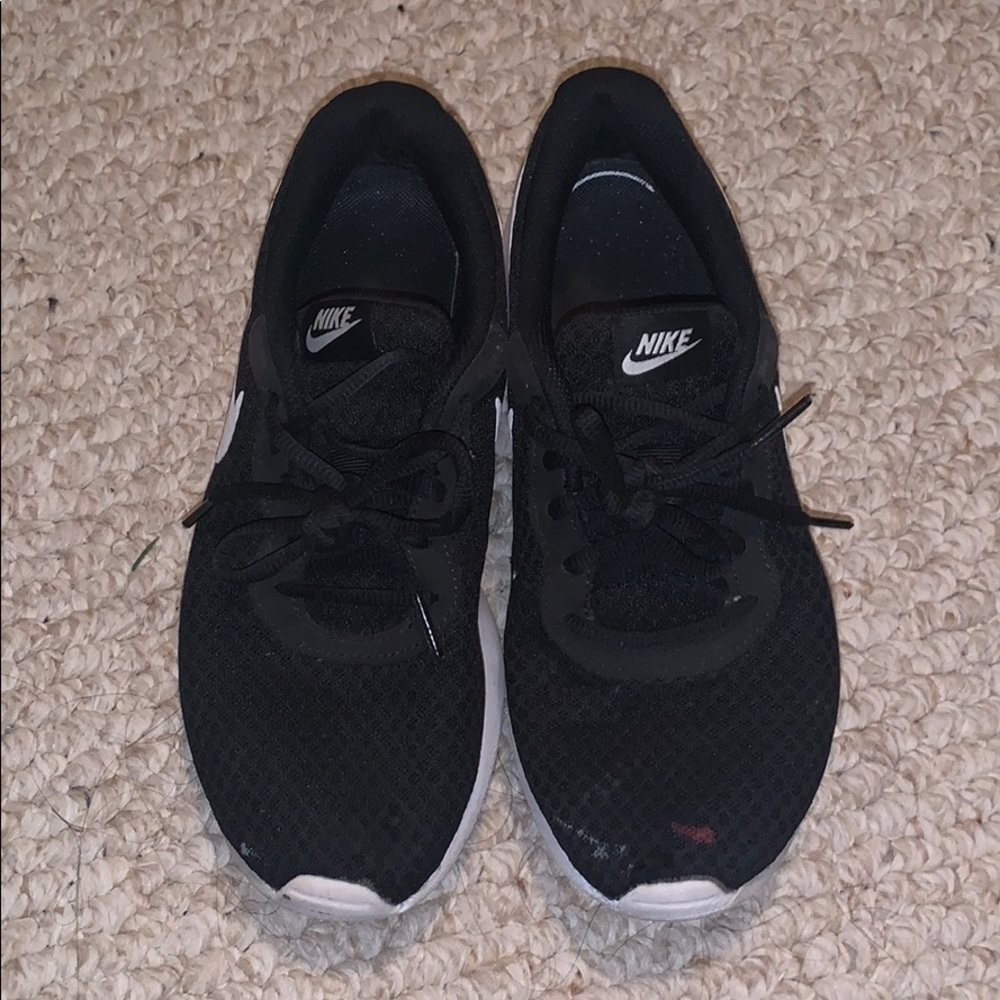 Nike Roshe’s